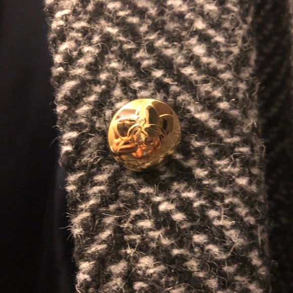 Draper James Houndstooth Cape - Picture 3 of 5